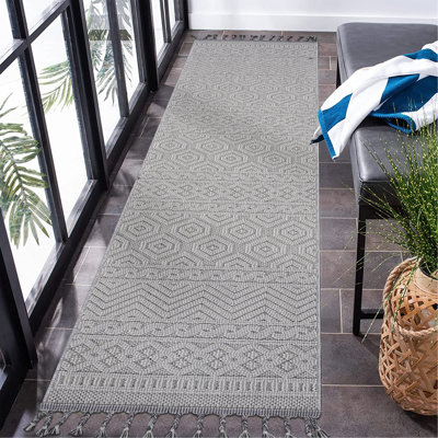 Collection White /Geometric Indoor/Outdoor Area Rug