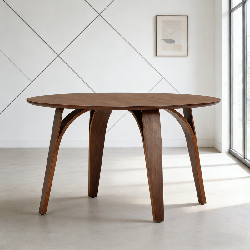 Table de salle à manger moderne et tendance