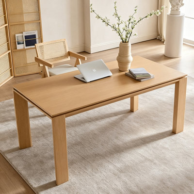 Rectangular minimalist desk