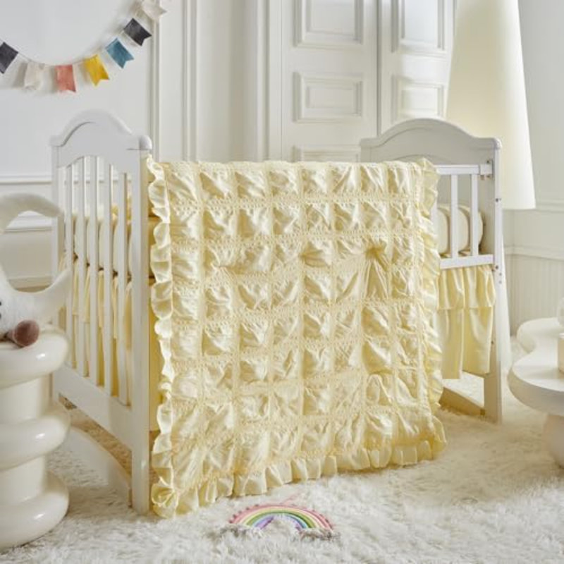 Ensemble de literie pour lit de bébé à volants Édredon matelassé pour bébé avec drap-housse et jupe de lit - Mignon doux et respirant Seersucker
