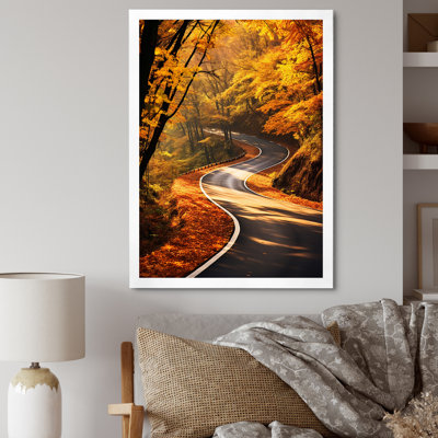 Chemin doré de l'automne