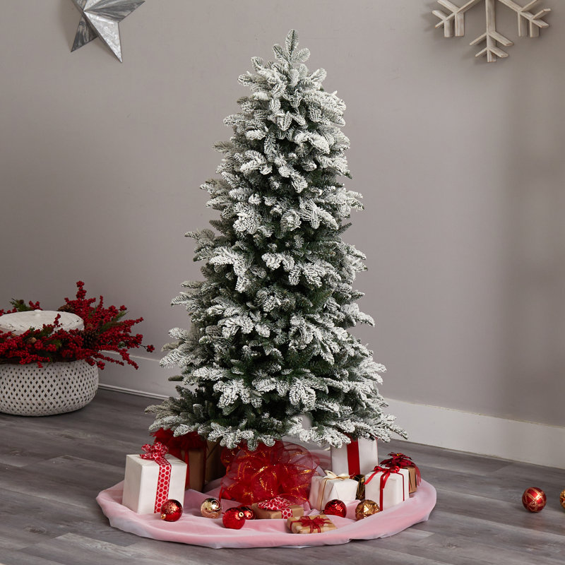 Lighted Artificial Christmas Tree, 5' H