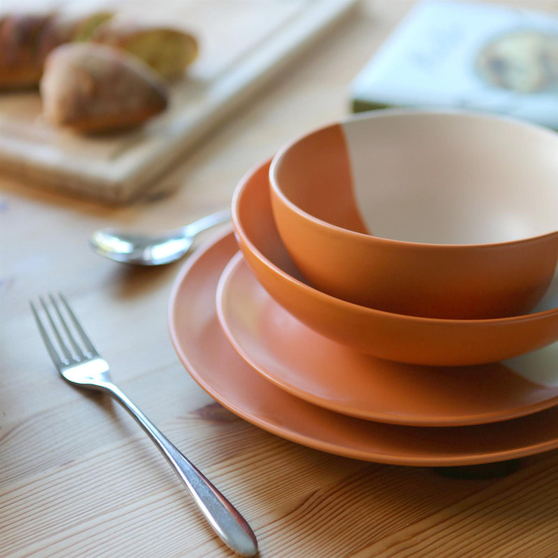 Stoneware Dinnerware - Service for 4, Orange