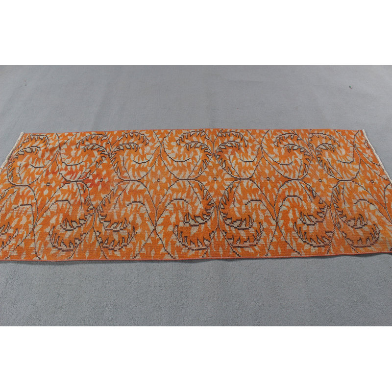 Vintage Turkish Antique Beige Accent Rug Ideal for Bedroom Décor with an Exquisite Mediterranean Aesthetic and Superior Comfort
