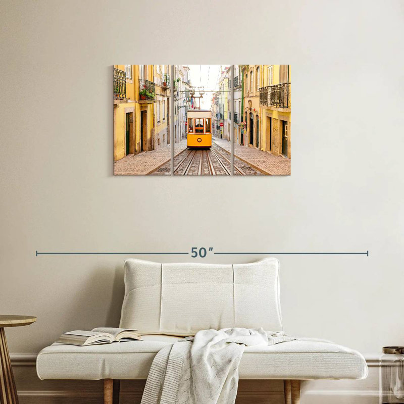 Lisbon Funicular, 20" H x 33" W