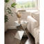 Table d'appoint moderne et luxueuse