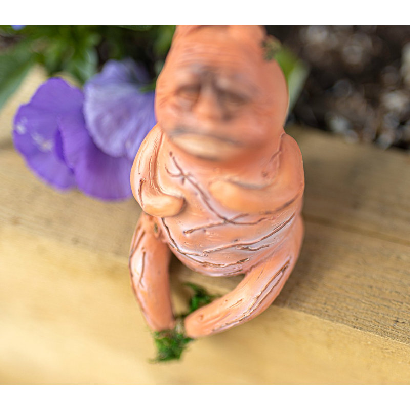 Hubler Plastic Garden Statue