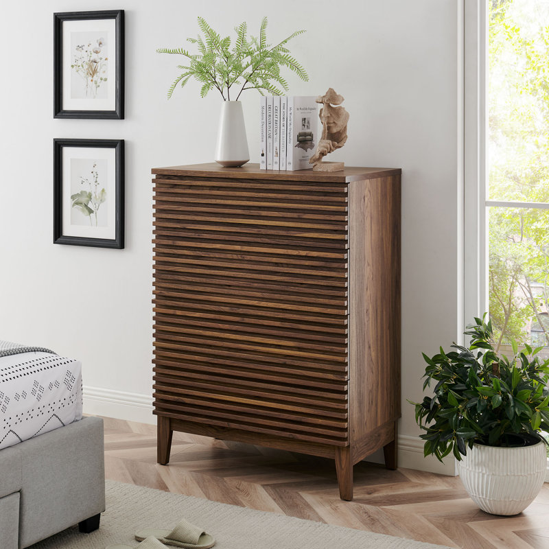 Render 4-Drawer Chest In Walnut