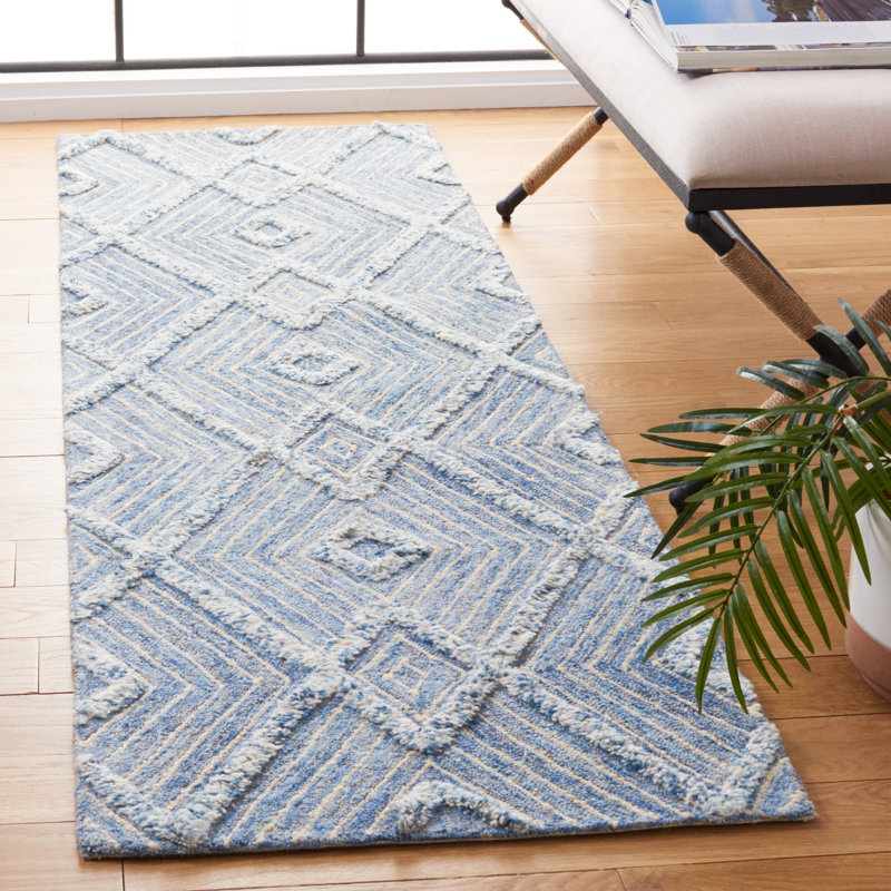 Inelda Hand Tufted Wool/Cotton Geometric Rug in Ivory/Blue, Runner 2'3" x 8'