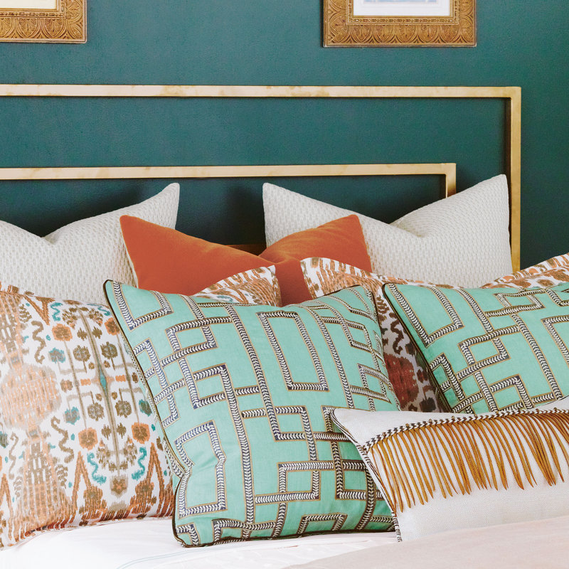 Naya Lumbar Pillow Cover & Insert