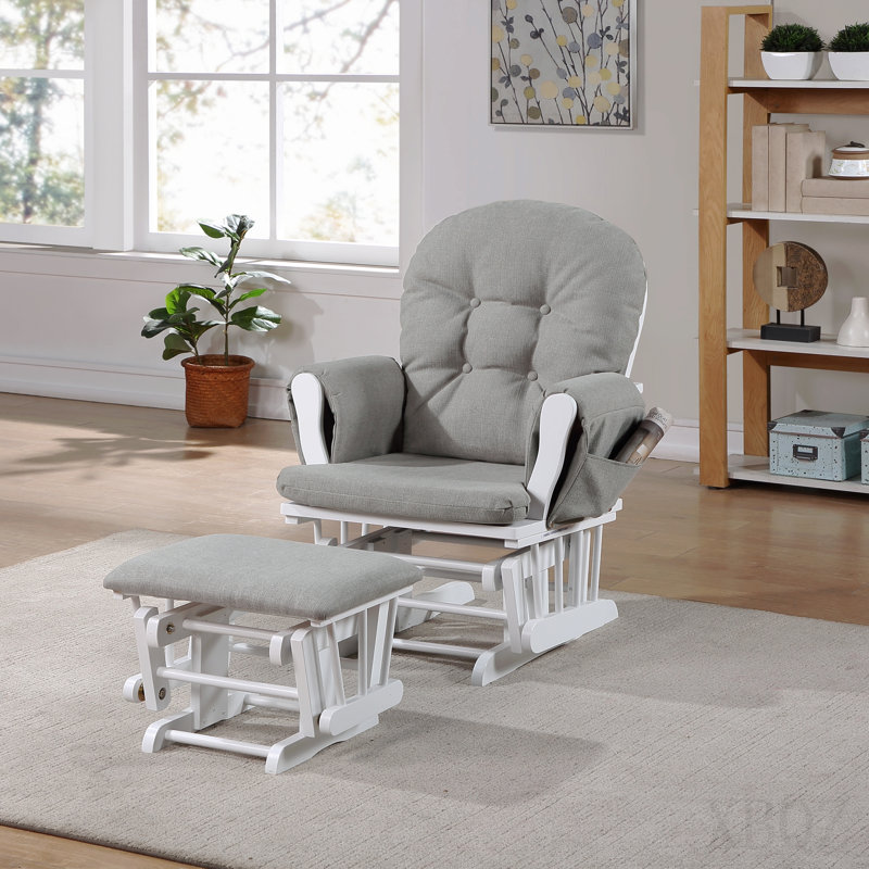 Fauteuil coulissant et repose-pieds en bois blanc et tissu huître
