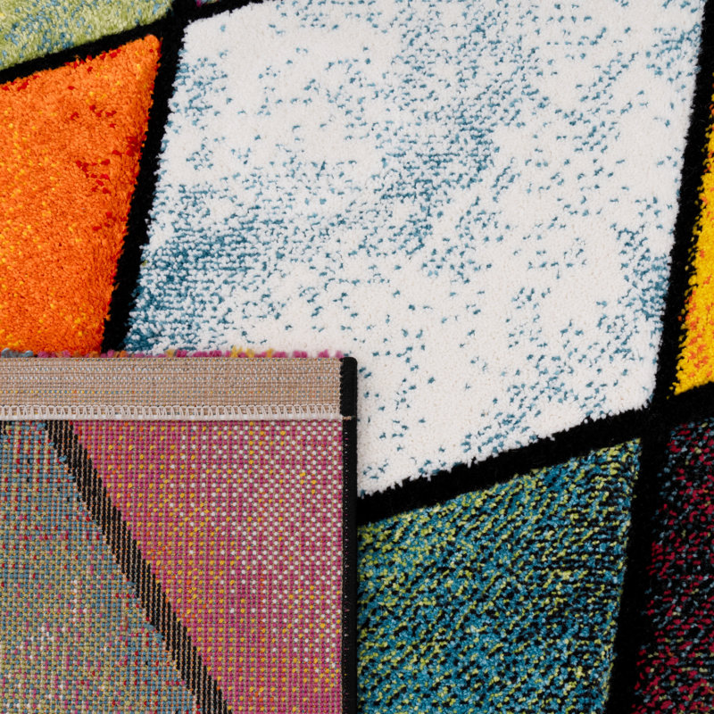 Fidella Performance Geometric Indoor Rug, Rectangle 5'3" x 7'7"
