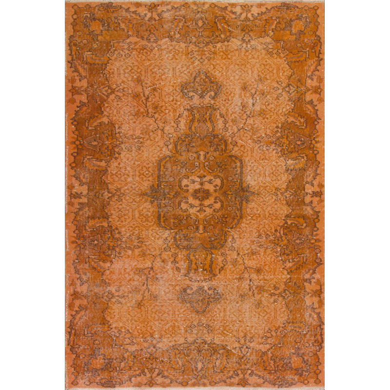 Tapis turc de petite taille de couleur orange avec motif médaillon 3,8 x 7 pi