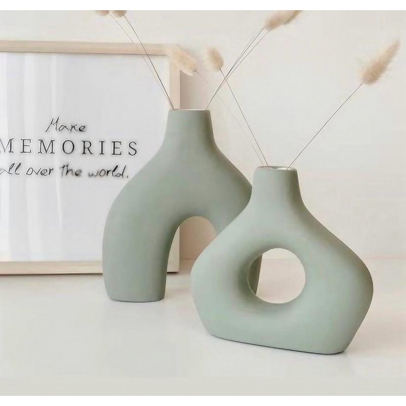 Corenda Ceramic Table Vase