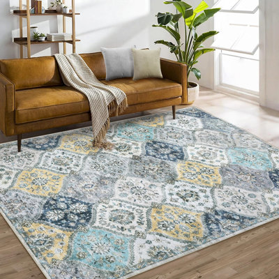 Machine Tufted Area Rug