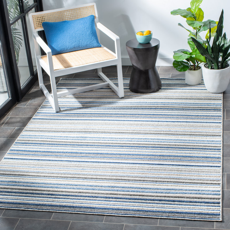 Striped Indoor / Outdoor Area Rug, Rectangle 135 x 196 cm