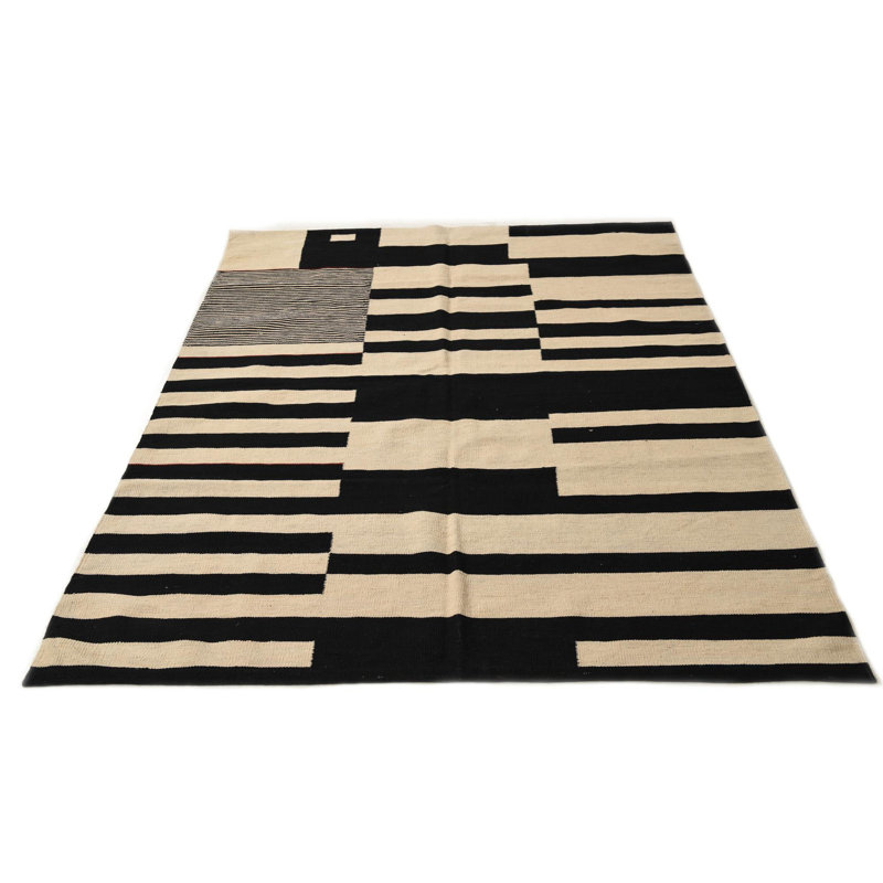 Tapis noir et blanc Orta