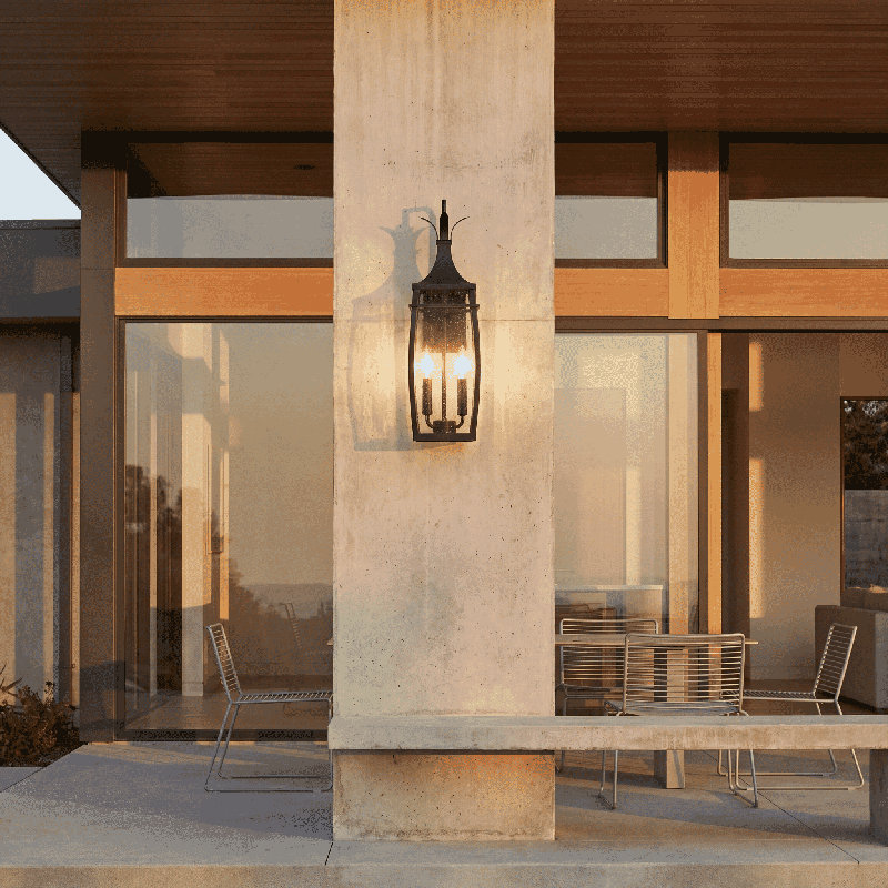 Lanterne murale d'extérieur 2 lumières Montpelier, H 22 po x l 6,25 po x P 6,25 po, Deux lumières