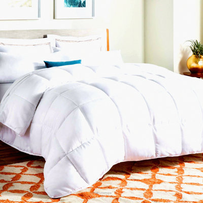 All-Season Down Alternative Comforter - Box Stitched Duvet Insert for Kids, Teens, and Adults - Cozy Bedding for Year-Round Comfort