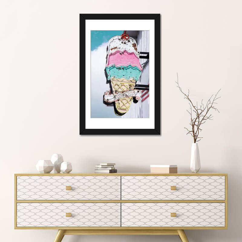 « rétro ice crème », impression sur toile, H 32 po x l 24 po x P 1 po, Papier d'art encadré noir, Blanc