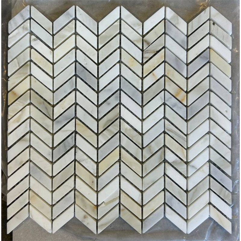 Carreau de mosaïque en marbre Calacatta Mini Chevron adouci