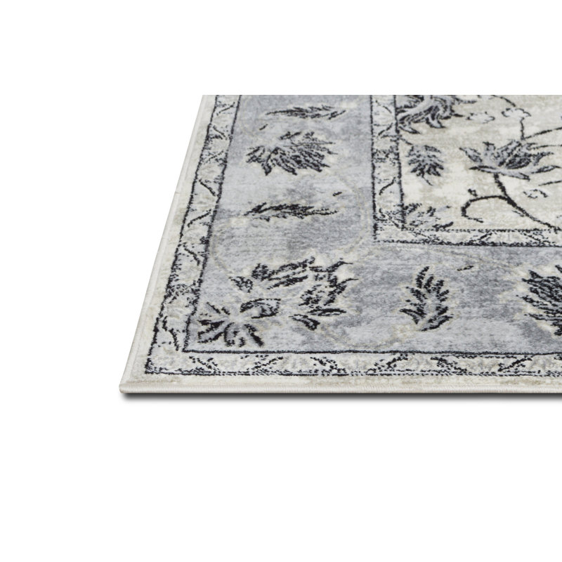 Mathena Oriental Indoor Rug, Rectangle 5' x 7'