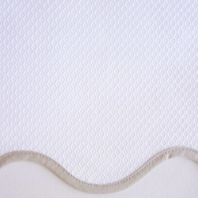 Honeycomb 100% Cotton Coverlet, White/Candlelight, Full / Double Coverlet / Bedspread