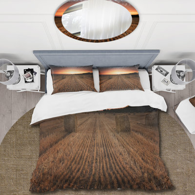 Landscape With A Field Full of Hay Bales At Sunset - Floral Duvet Cover Set - Microfiber Polyester