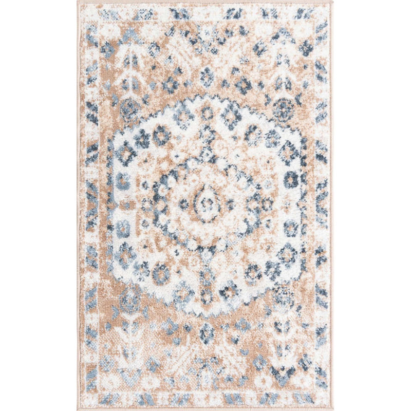 Braaten Oriental Indoor Rug, Rectangle 2' x 3'1"