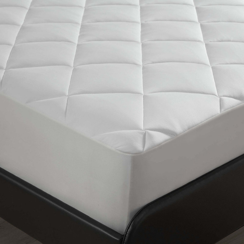 Surmatelas blanc à bourre pour un confort accru et un sommeil frais, Roi