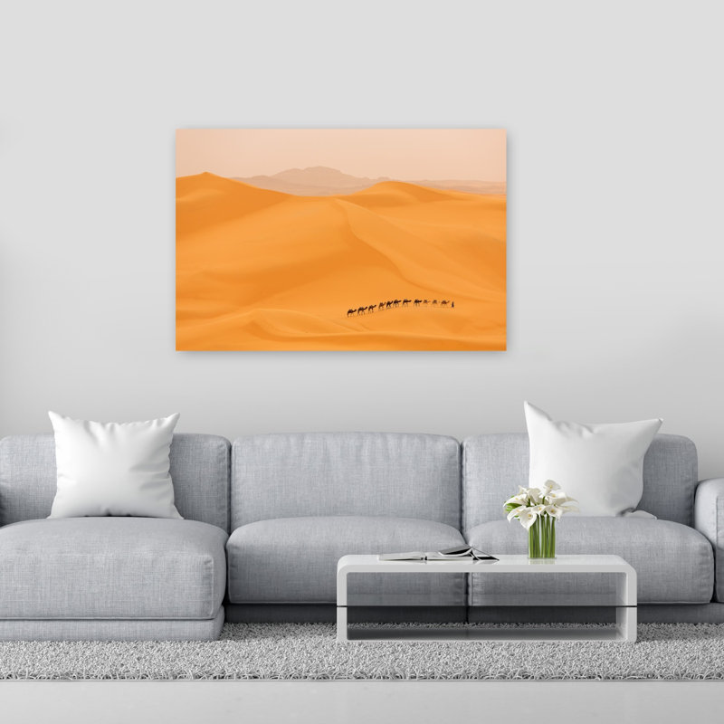 «Golden Desert Caravan Peaceful Serene Tranquil Landscape Nature», reproduction d'art murale, 40" H x 60" W