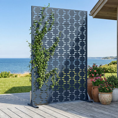 Wild 72 x 47 Inch Metal Outdoor Privacy Screens