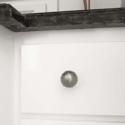Sunburst Round Knob