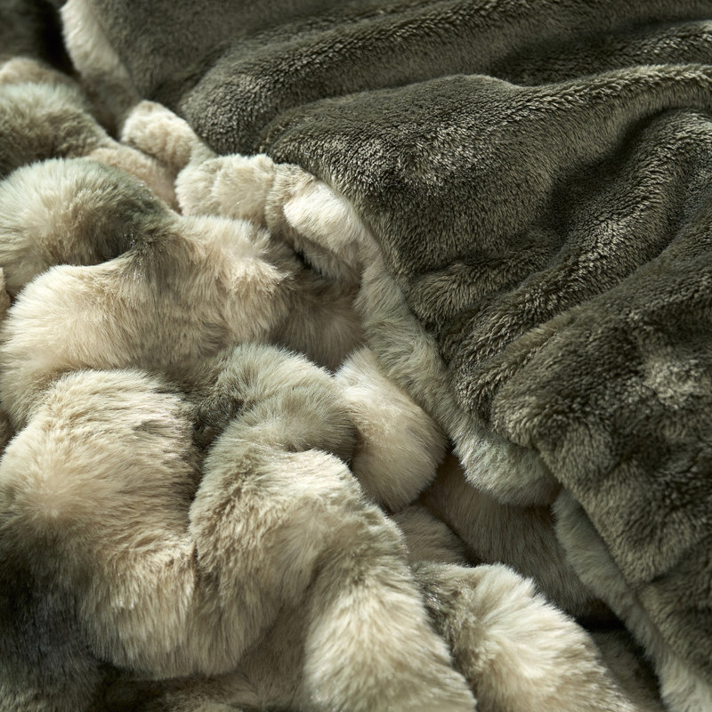 Snowball Chunky Bunny - Coma Inducer Oversized Comforter Set, Queen, Icy Green