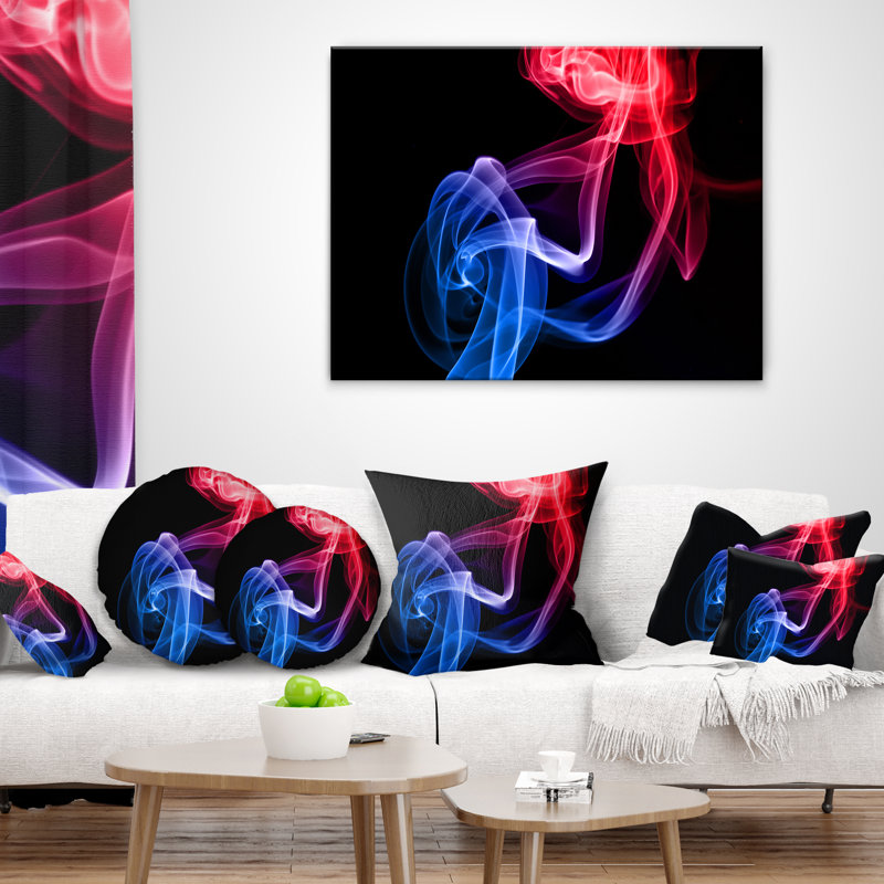 Fumée flottante bleue et rouge sur fond noir - coussin imprimé abstrait, 18 po x 18 po, Coussin décoratif