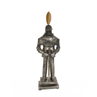 Fionntan Entertainment Figurines & Sculptures