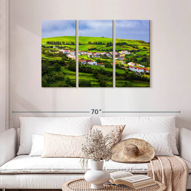 Vue aérienne des Açores, H 28 po x l 45 po