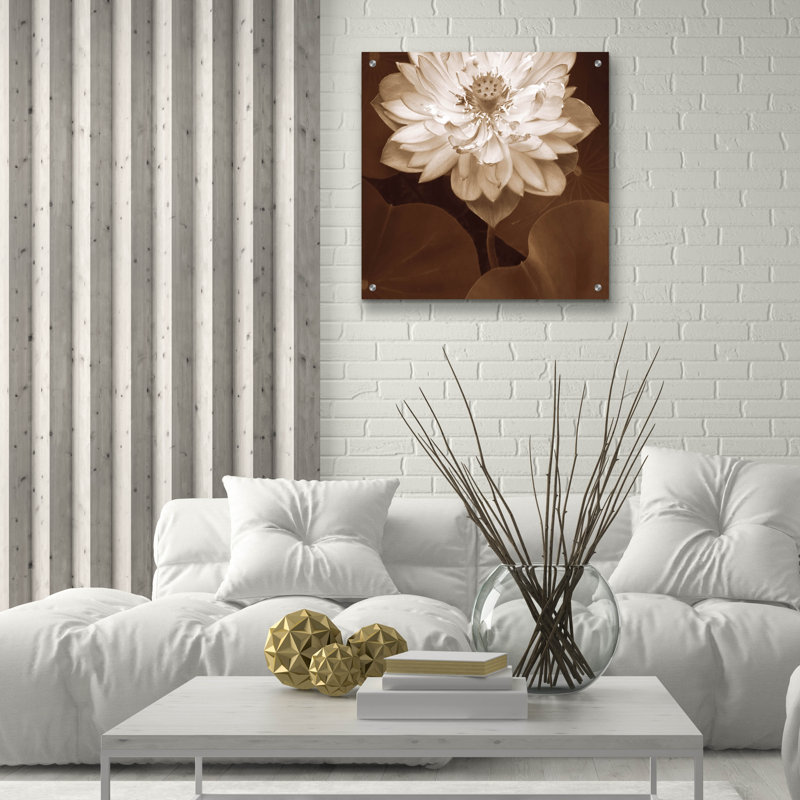 «Lotus Welcome» par Rebecca Swanson