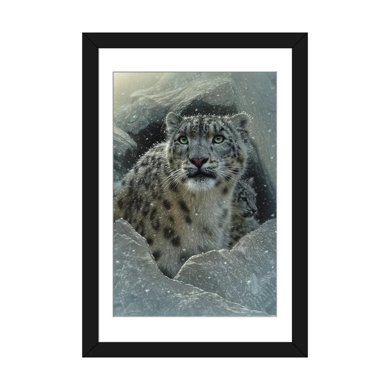 Neige leopard fortress, vertical, H 24 po x l 16 po x P 1 po, Papier d'art encadré noir, Blanc