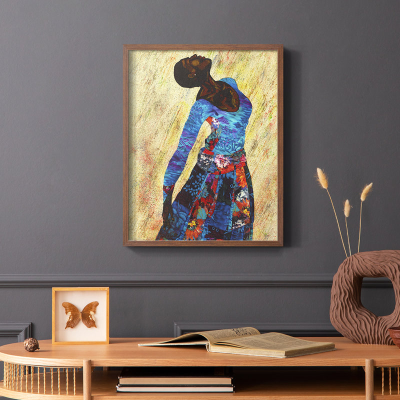 «Woman Strong IV», reproduction encadrée - bois massif, Brun, H 28 po x l 22 po