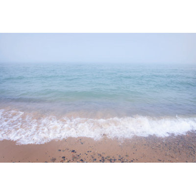 Brouillard sur le lac Supérieur à Whitefish Point, péninsule supérieure, Michigan, impression par Alan Majchrowicz (36 x 24) # US23ama0004