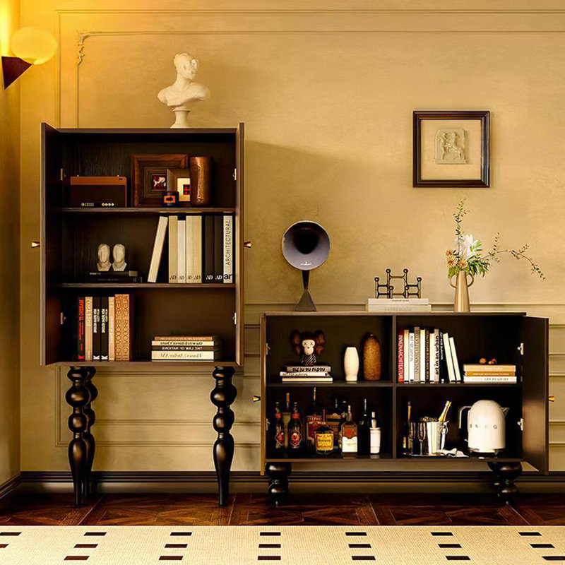 Armoire de vestibule French Vintage