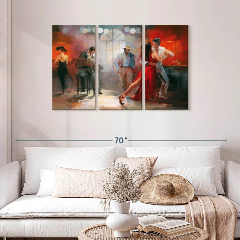 Enn Tango Performance, 28" H x 45" W