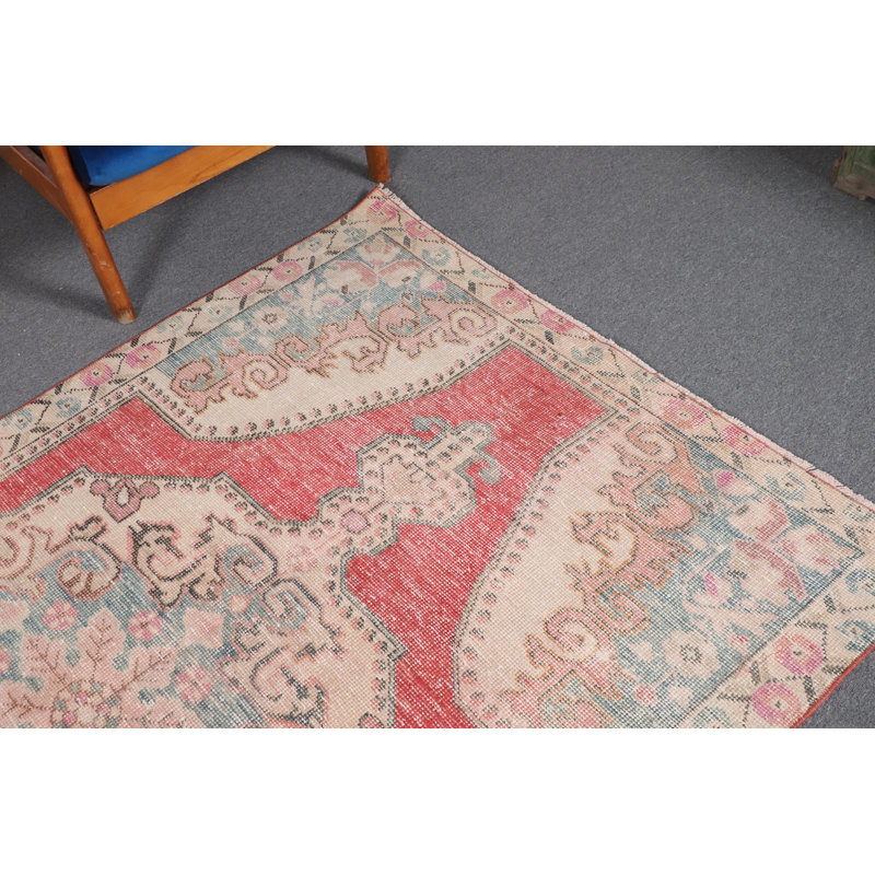 Vintage Turkish Kilim Area Rug - Rustic Red Wool Carpet for Dining Room or Living Space