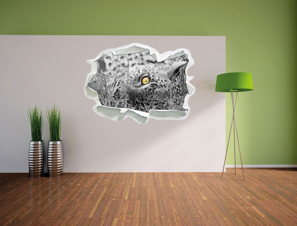 Aufmerksamer liegender Leopard Wandsticker