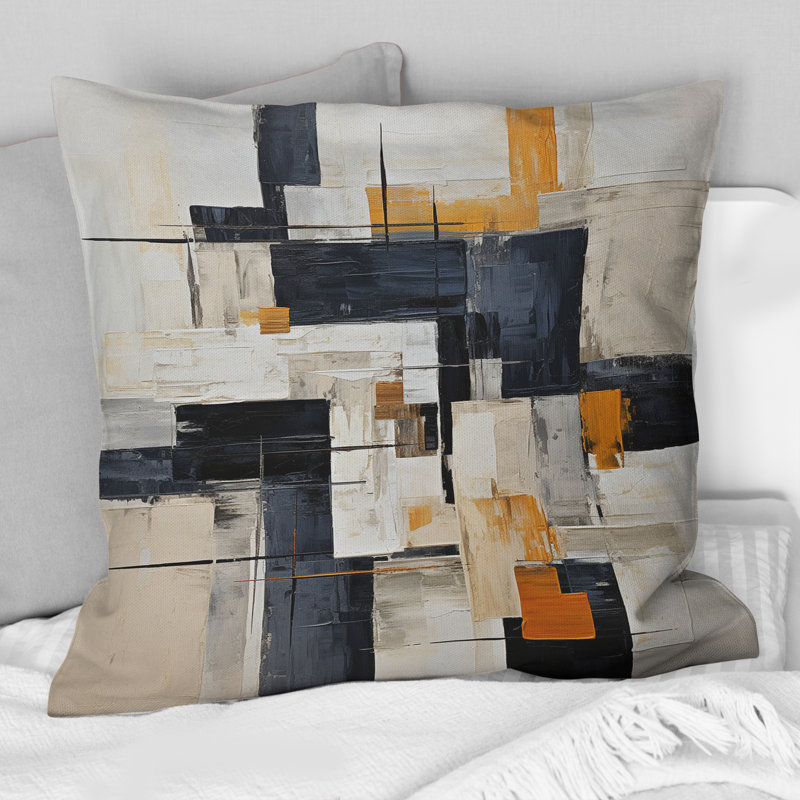 Ivory Illusions Abstract Shapes II - Coussin décoratif à imprimé de formes abstraites
