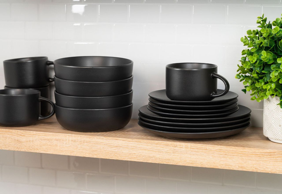 Dinnerware Sets