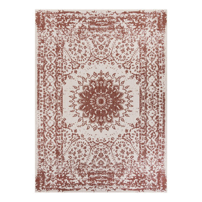 Tapis laminé orné