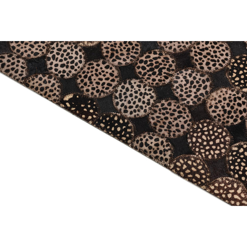 Tapis brun foncé Munford
