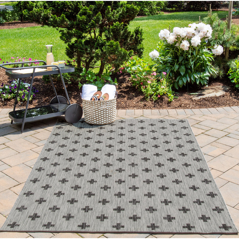 Umbria Striped Indoor / Outdoor Area Rug, Rectangle 6'7" x 9'6", Gray/Black